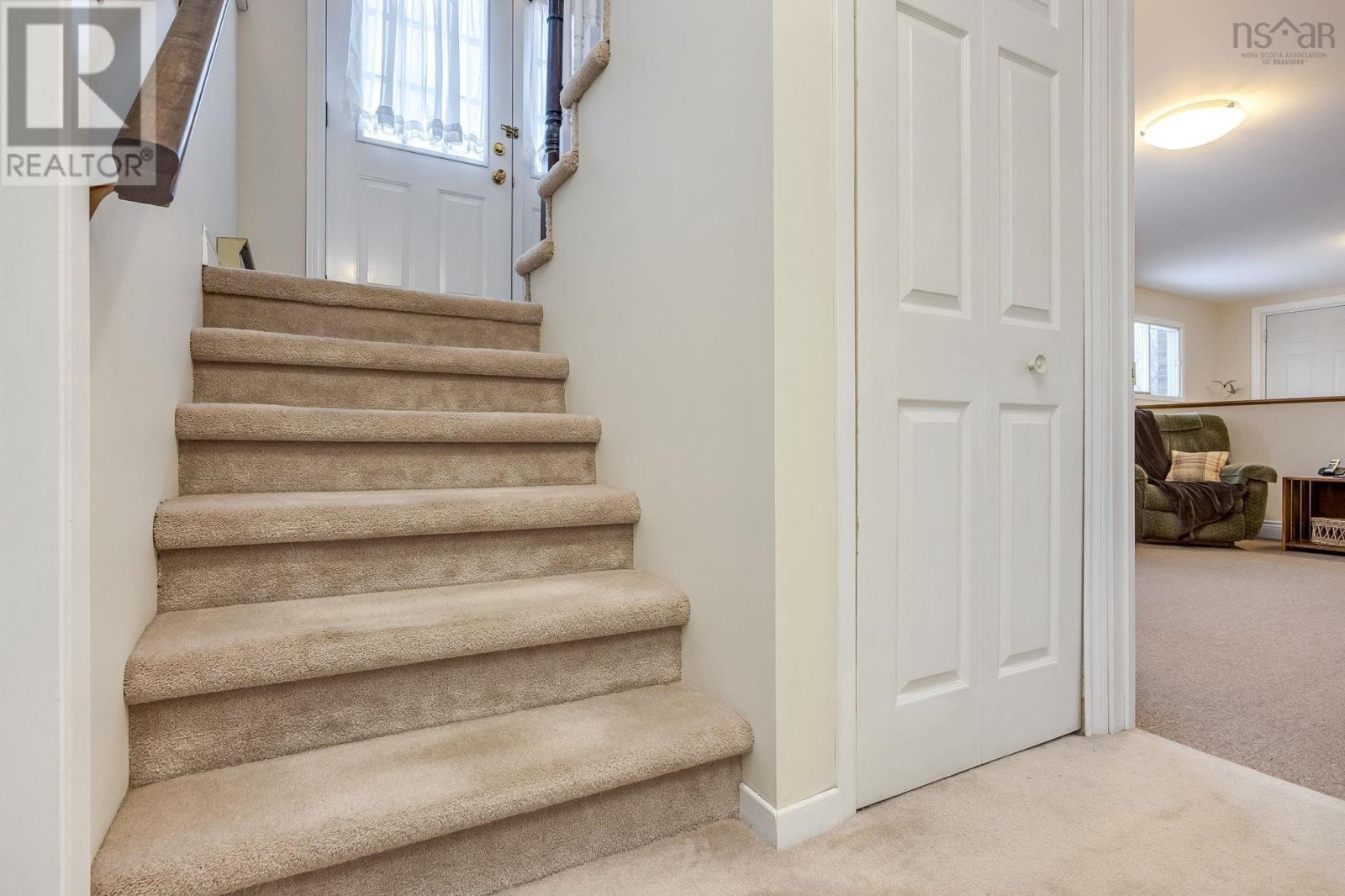 Property 29 of 50 of 89 Apple Tree Lane