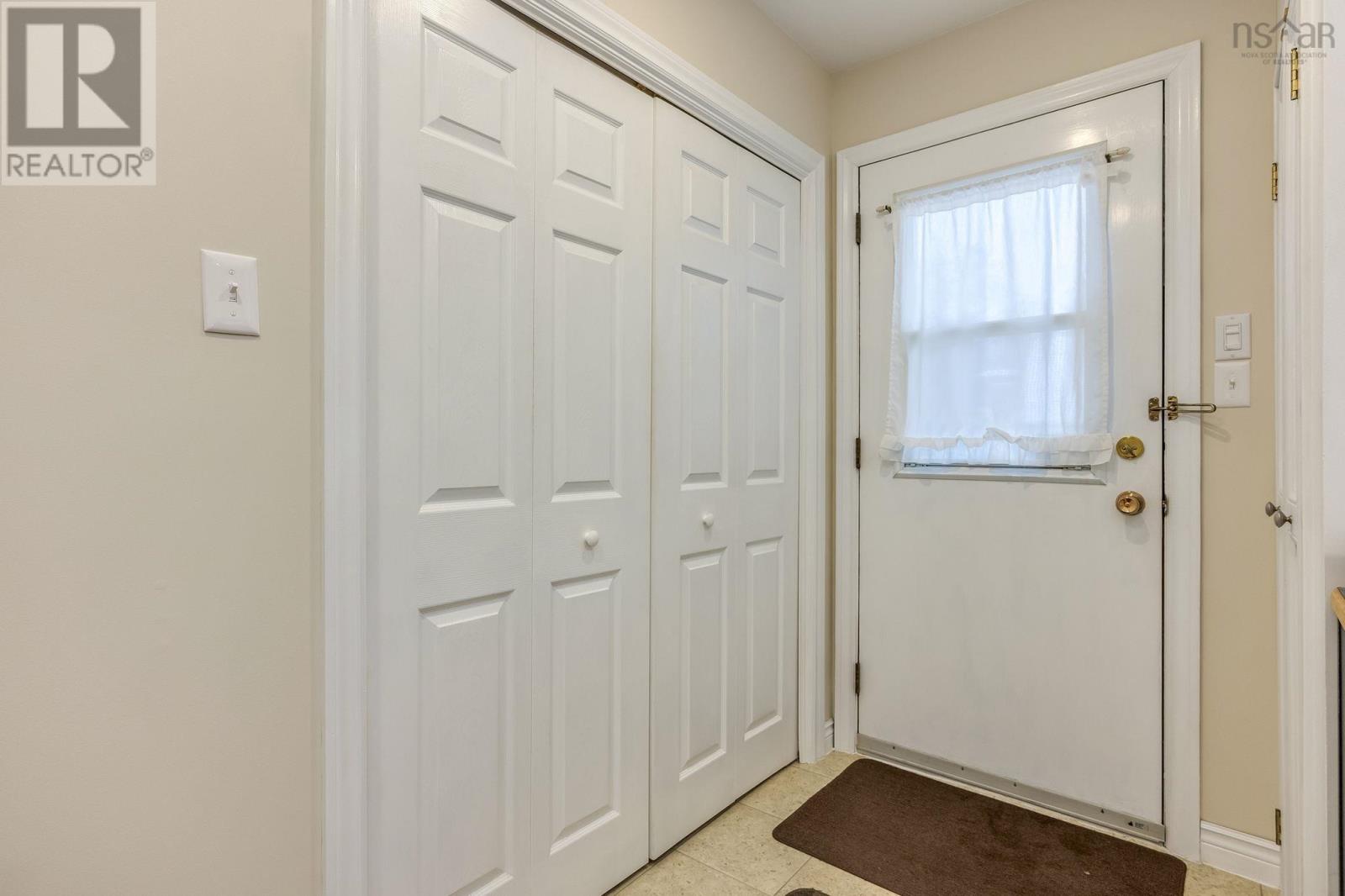 Property 3 of 50 of 89 Apple Tree Lane