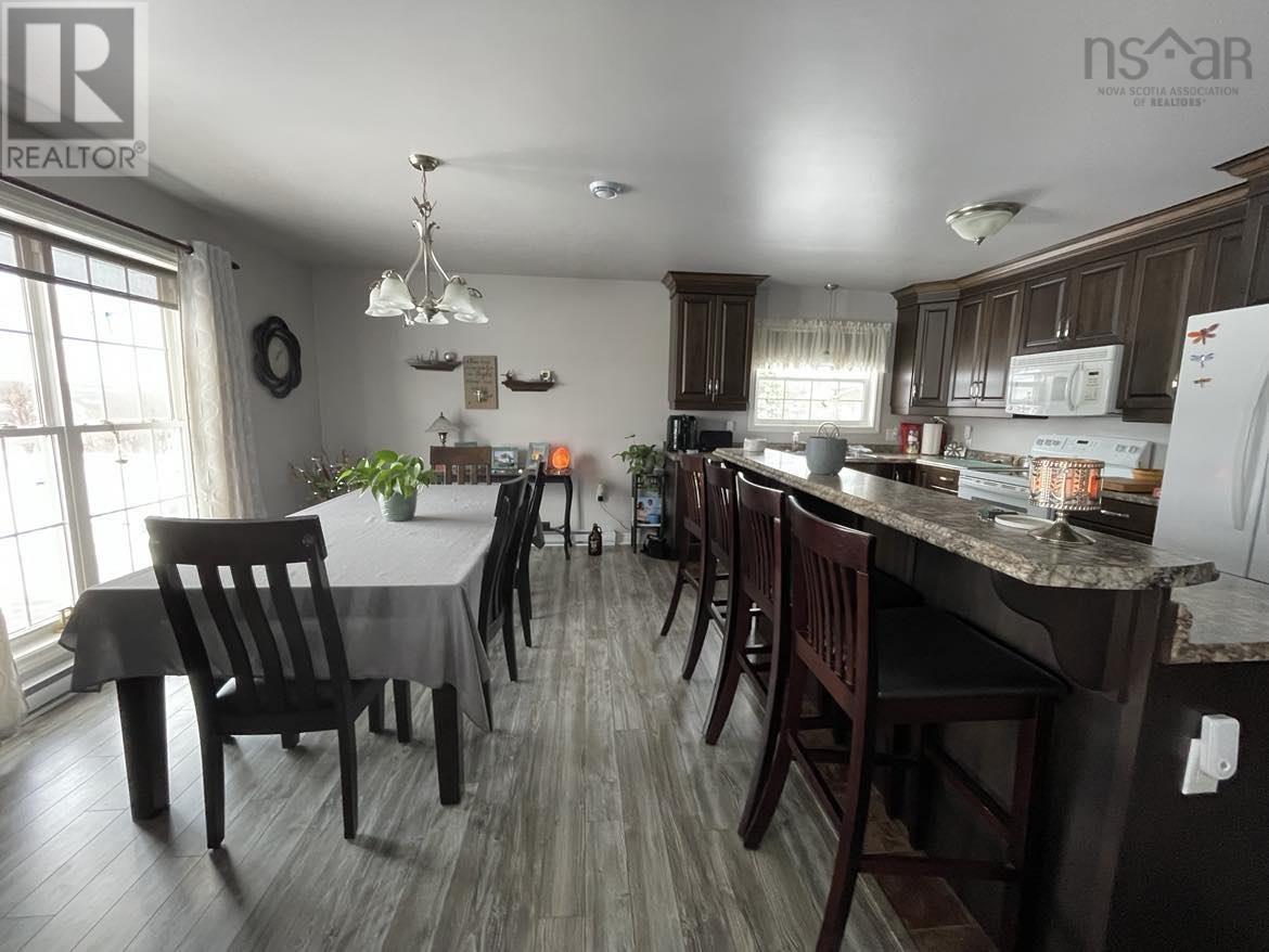 Property 16 of 49 of 15010 Cabot Trail