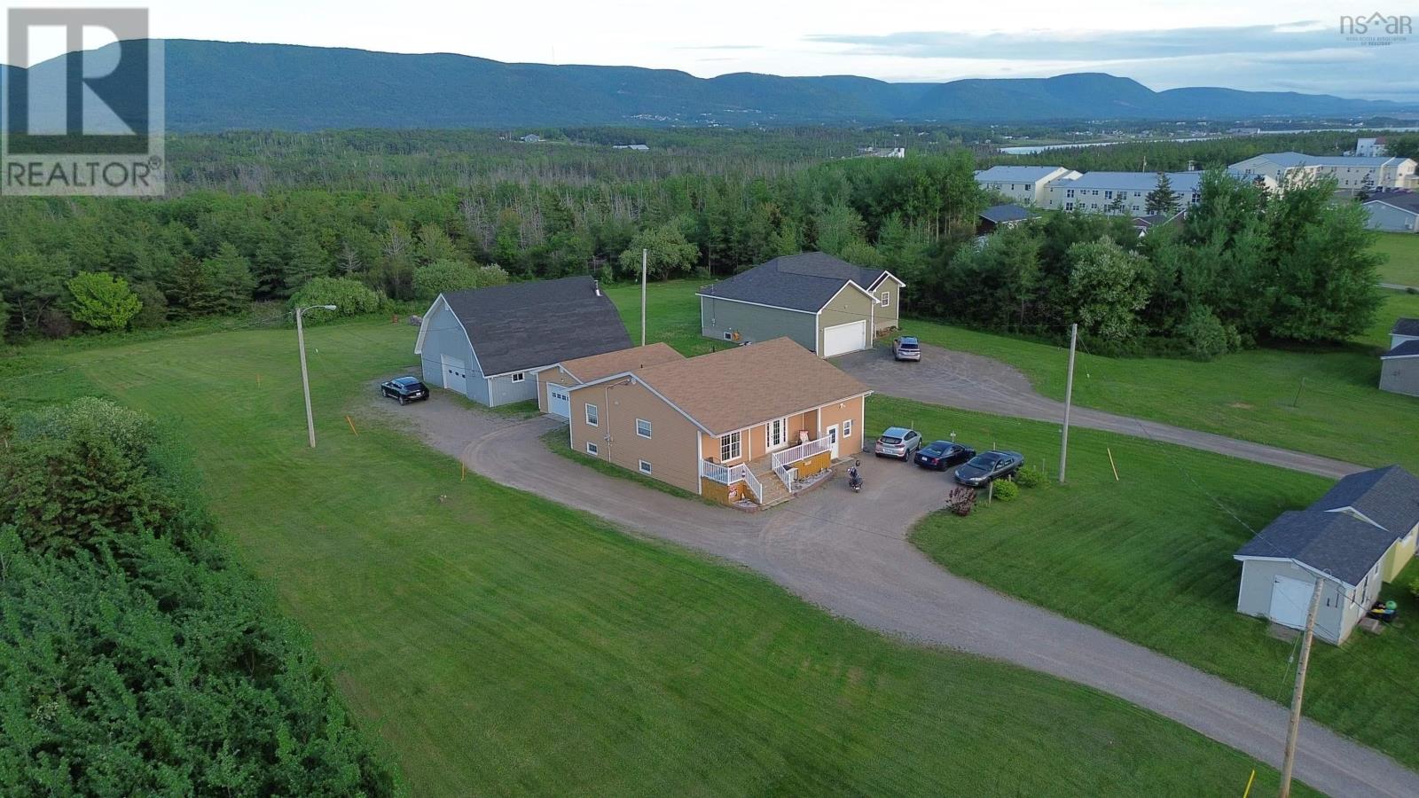 Property 5 of 49 of 15010 Cabot Trail