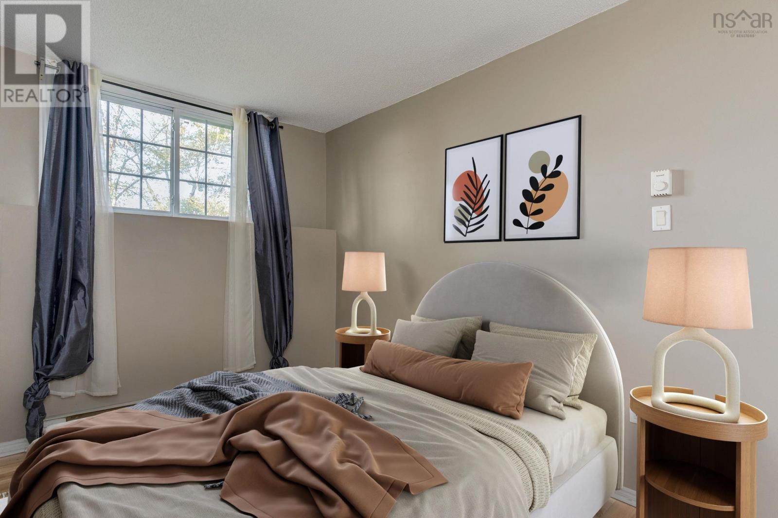 Property 18 of 26 of 123 79 Collins Grove