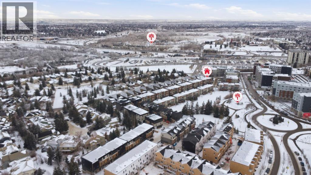 Single Family House for Sale in  Shawnee Common SW Shawnee Slopes Calgary 