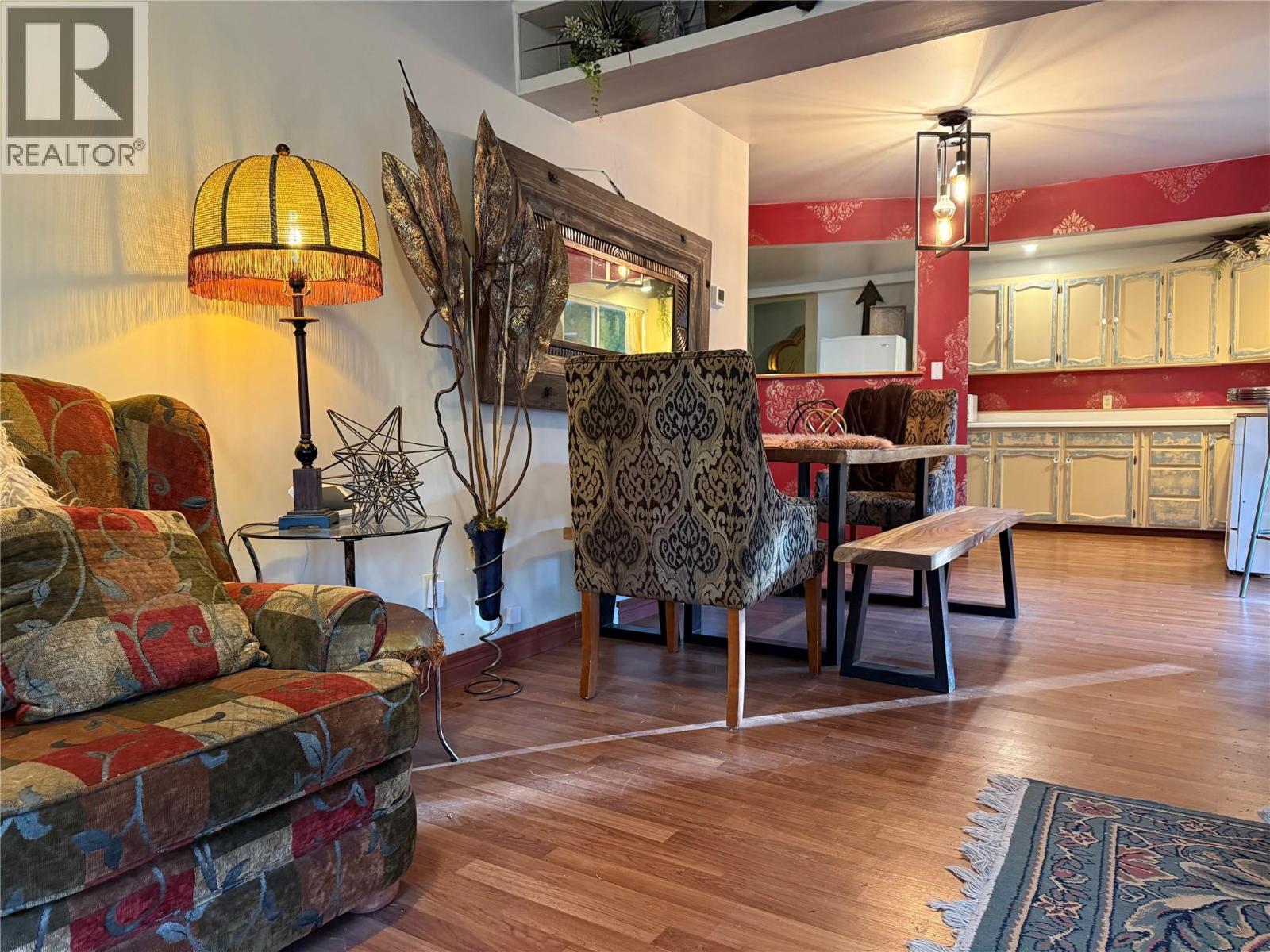 39 WILKENSON Road, Christina Lake