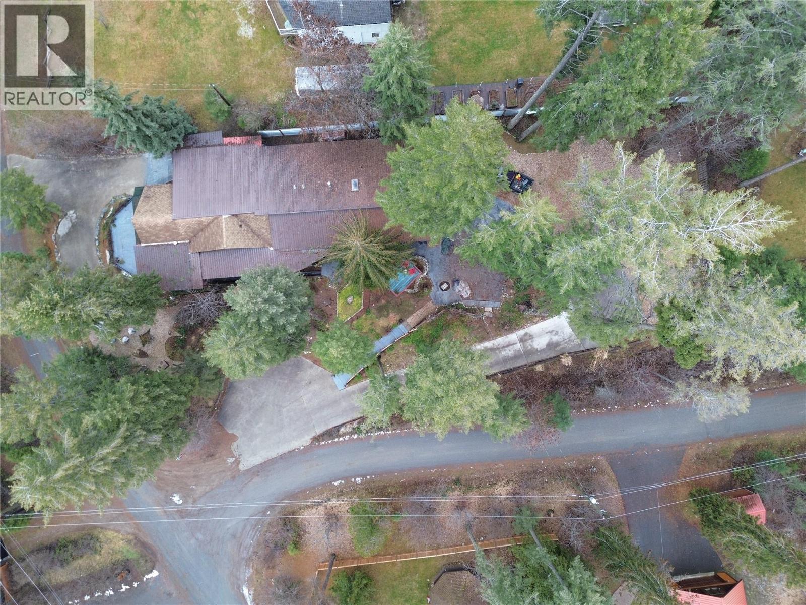 39 WILKENSON Road, Christina Lake