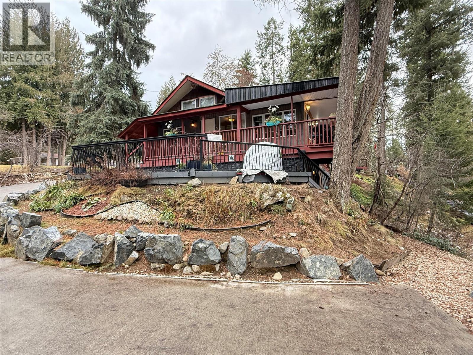 39 WILKENSON Road, Christina Lake