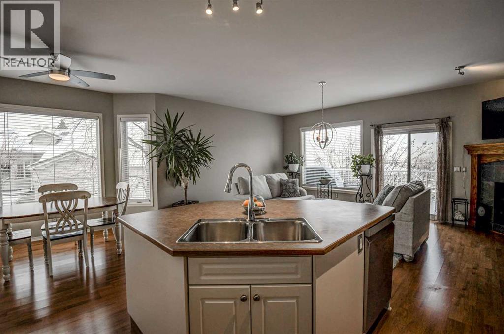 Single Family House for Sale in  Hampstead Green NW Hamptons Calgary 