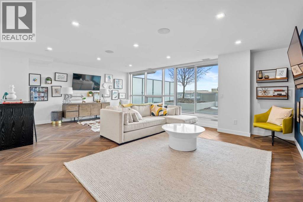 Single Family House for Sale in   BROADCAST Avenue SW West Springs Calgary 