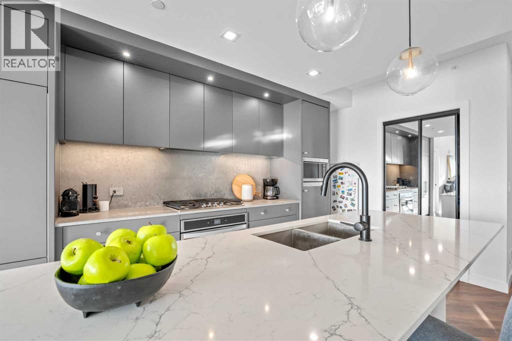 Single Family House for Sale in   BROADCAST Avenue SW West Springs Calgary 