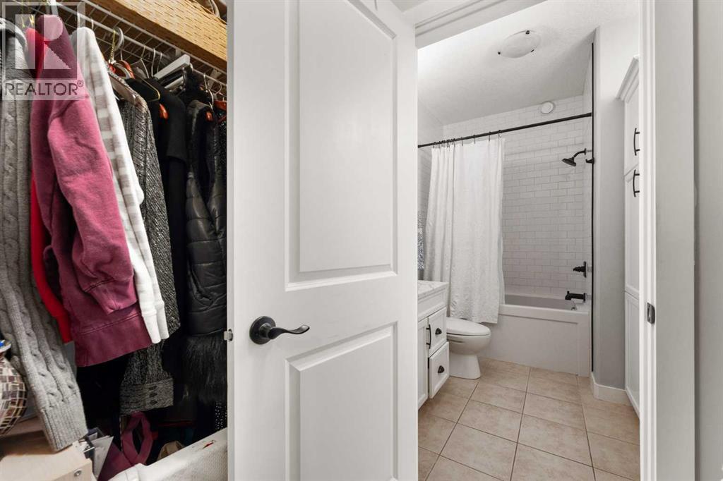 Single Family House for Sale in   Inglewood Park SE Inglewood Calgary 