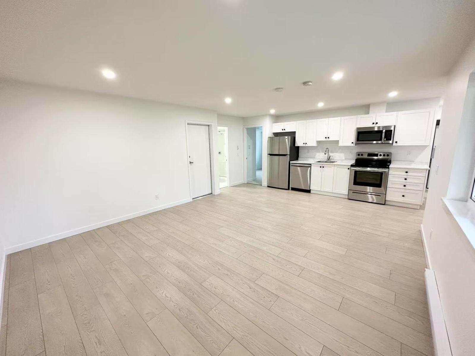 77A Avenue - photo 2