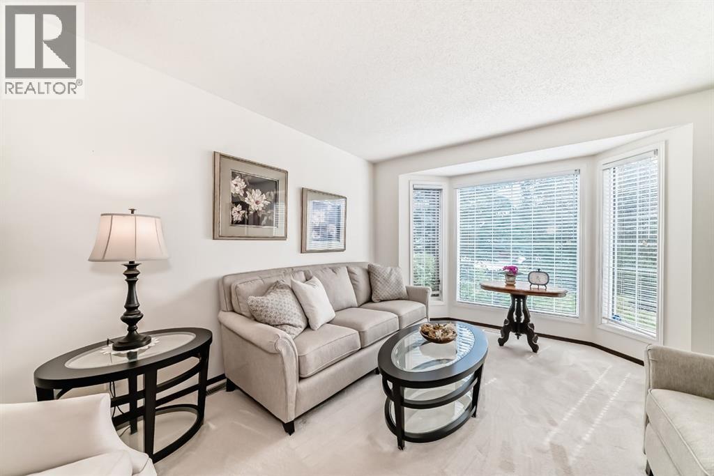 83 Gleneagles Close, Cochrane