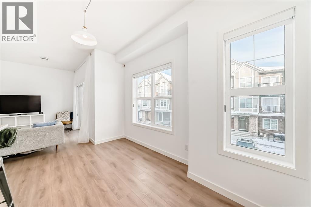 250 Fireside View, Cochrane