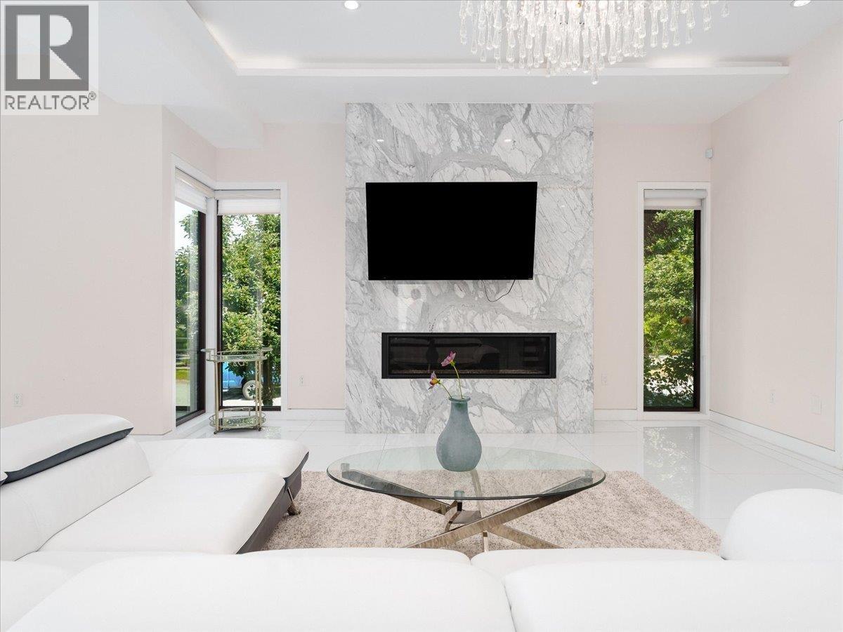 3011 W 27TH AVENUE, Vancouver