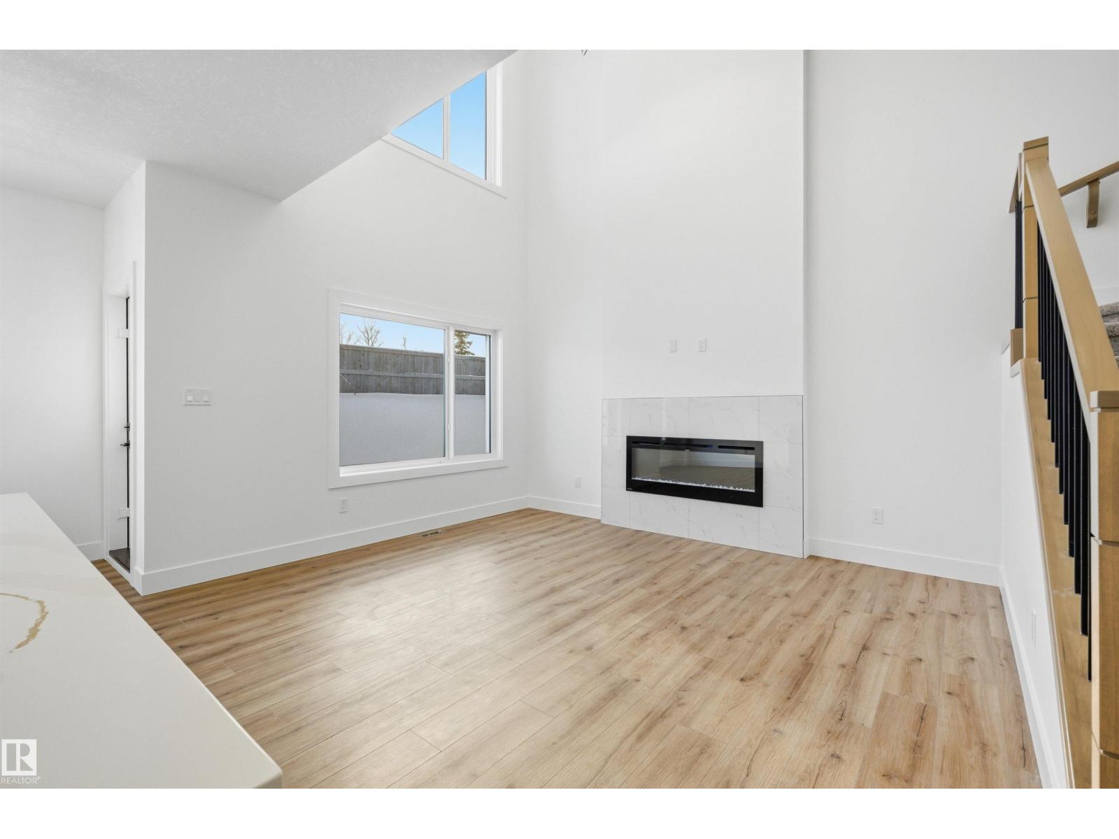 63 SILVERSTONE DR - 16