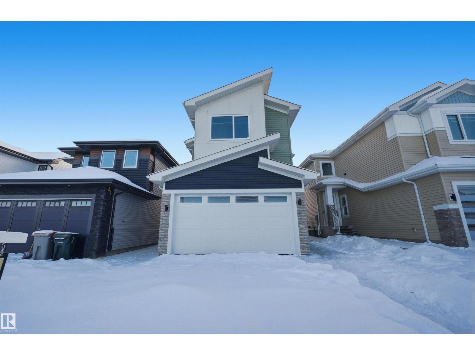 63 SILVERSTONE DR - 2