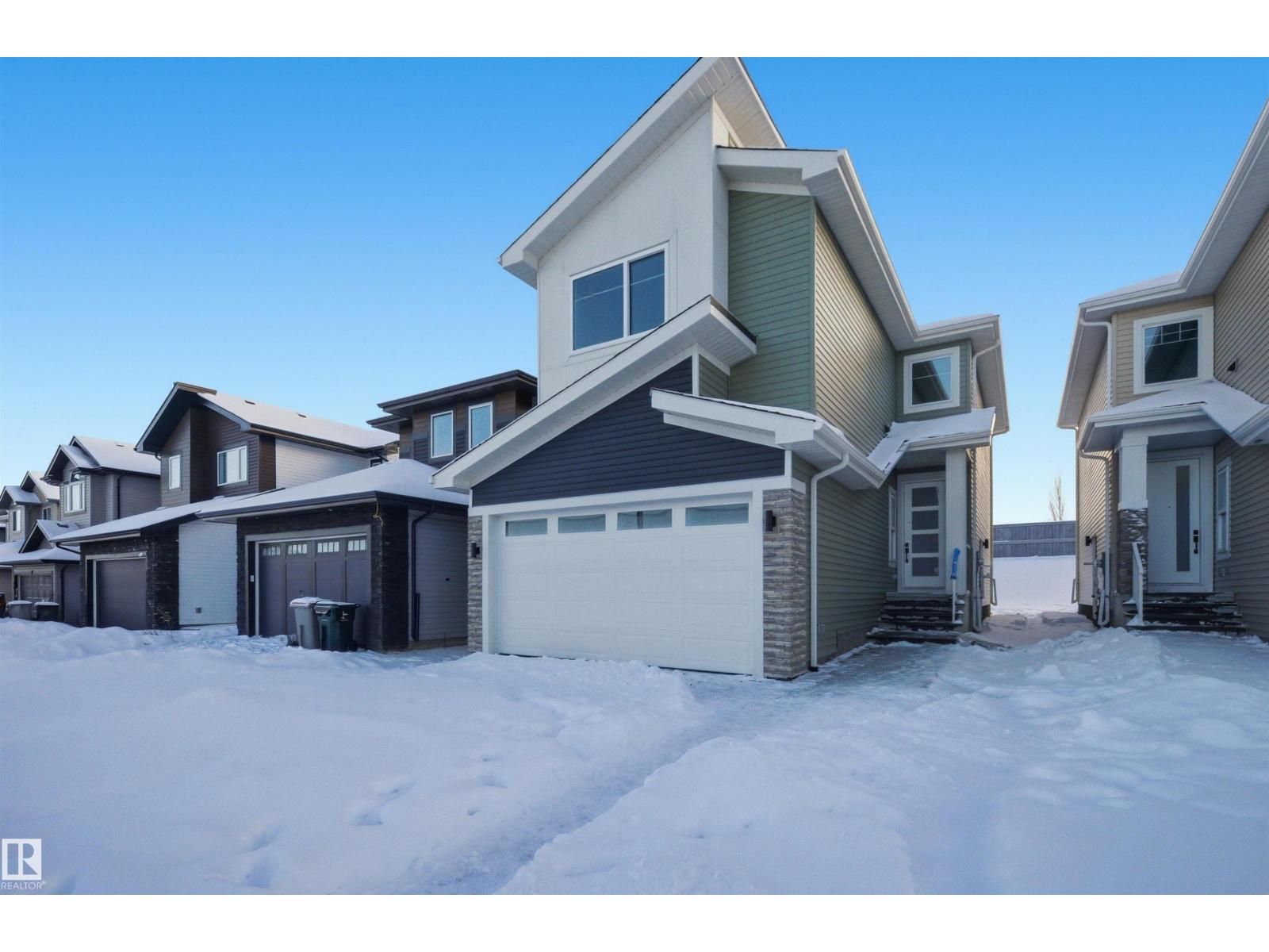 63 SILVERSTONE DR - 3