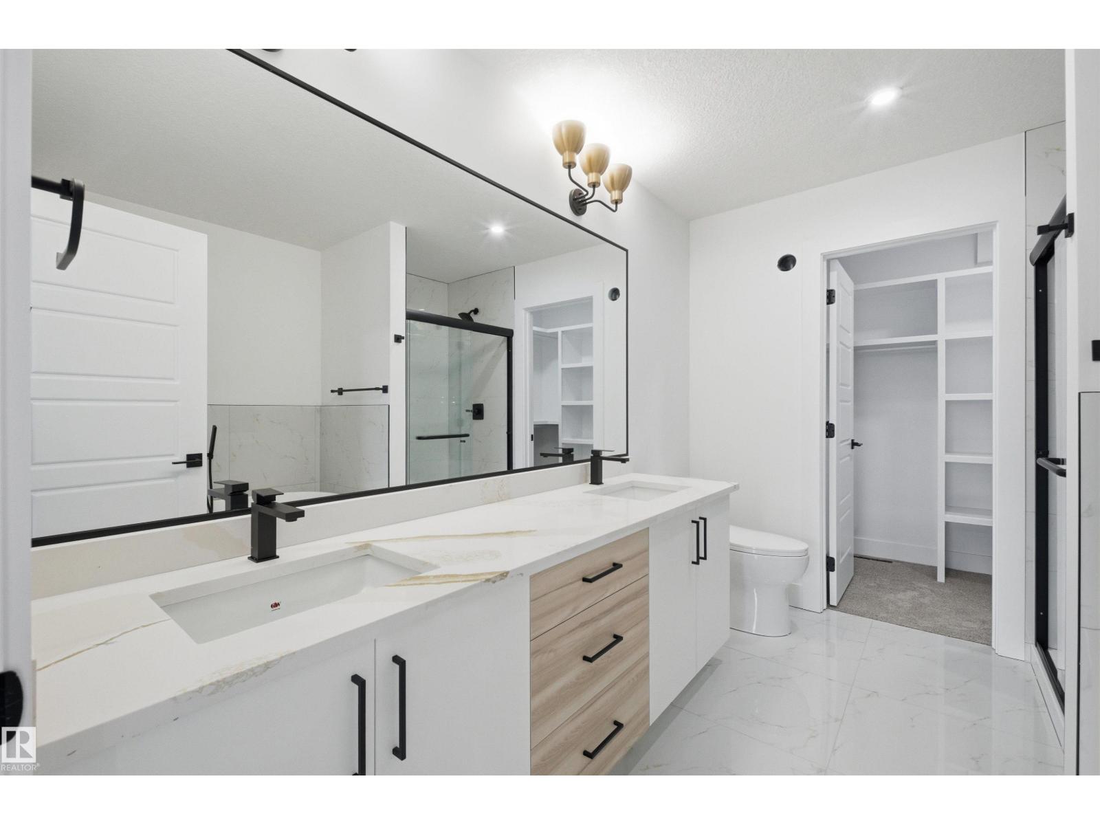 63 SILVERSTONE DR - 31