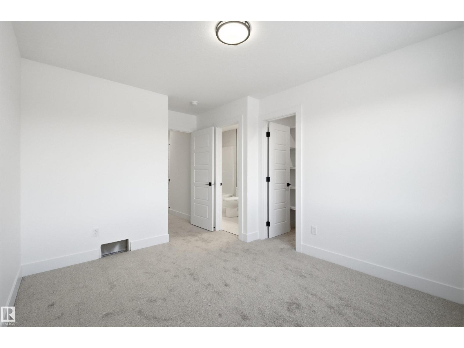 63 SILVERSTONE DR - 42