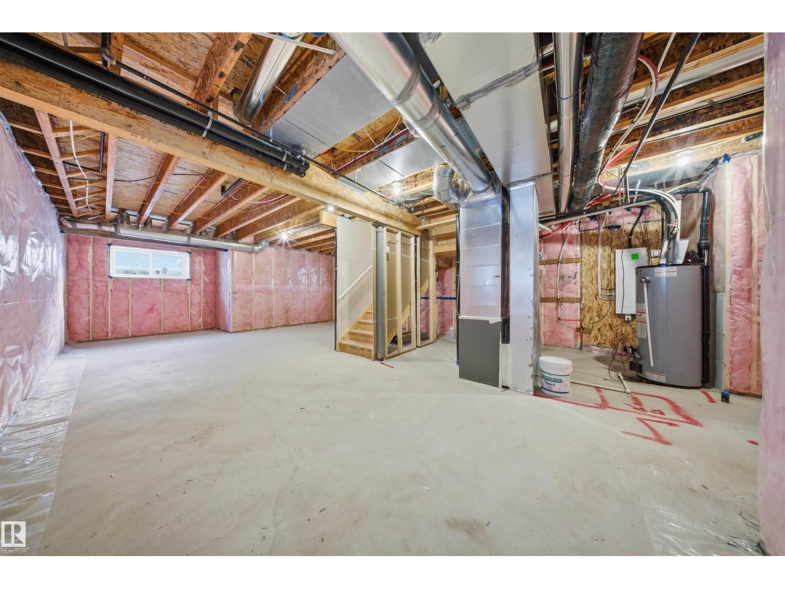 63 SILVERSTONE DR - 48