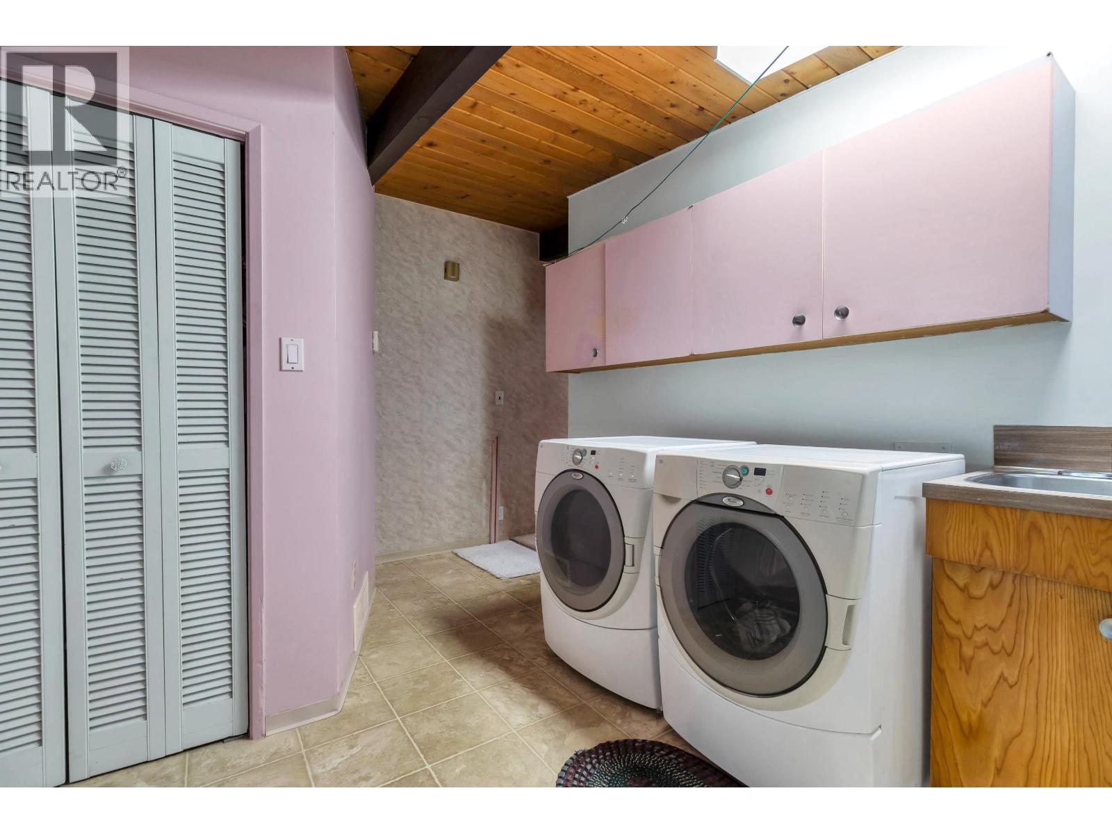 1639 EDEN AVENUE, Coquitlam