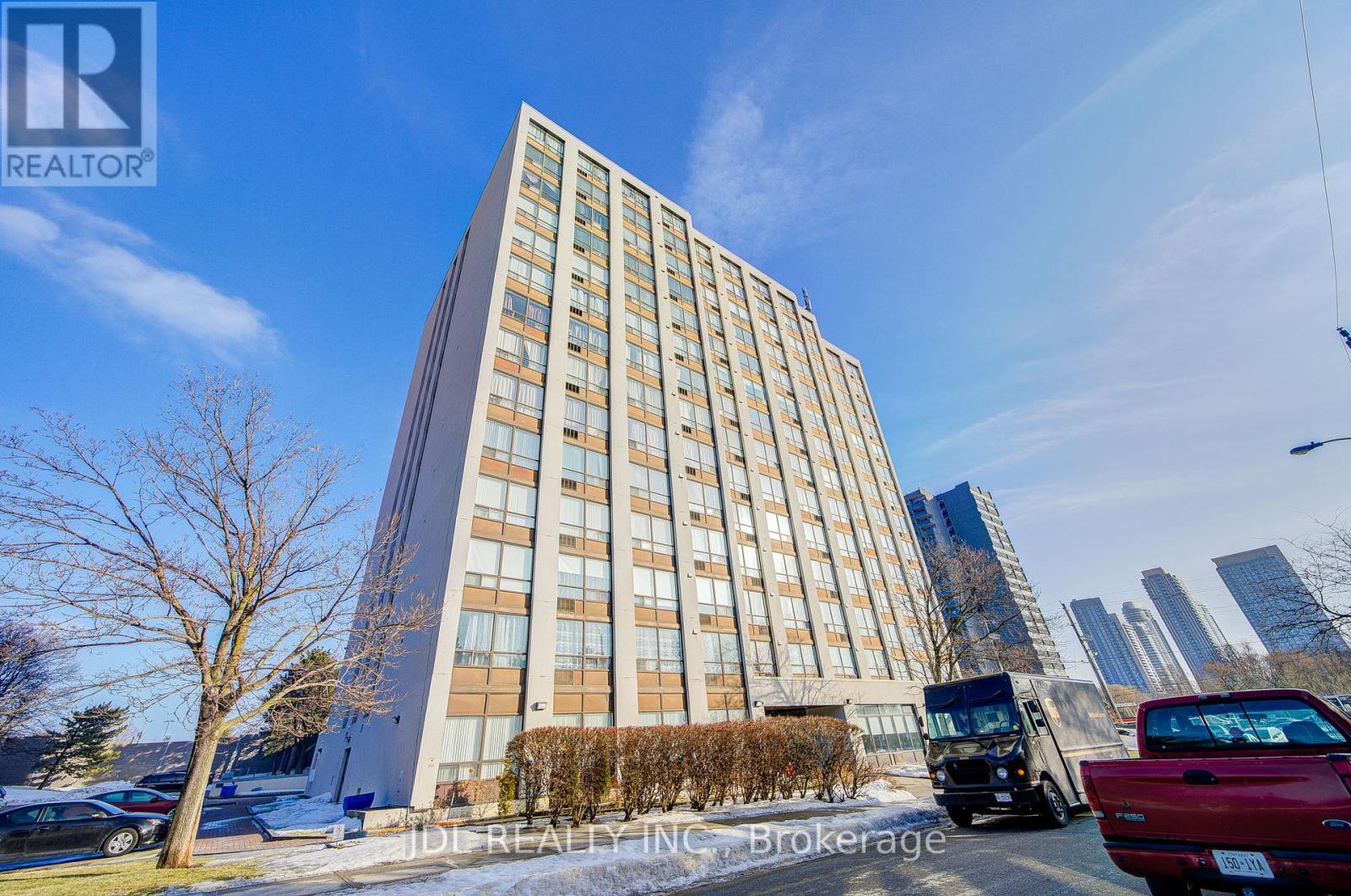 #1106 1 REIDMOUNT AVENUE - 2