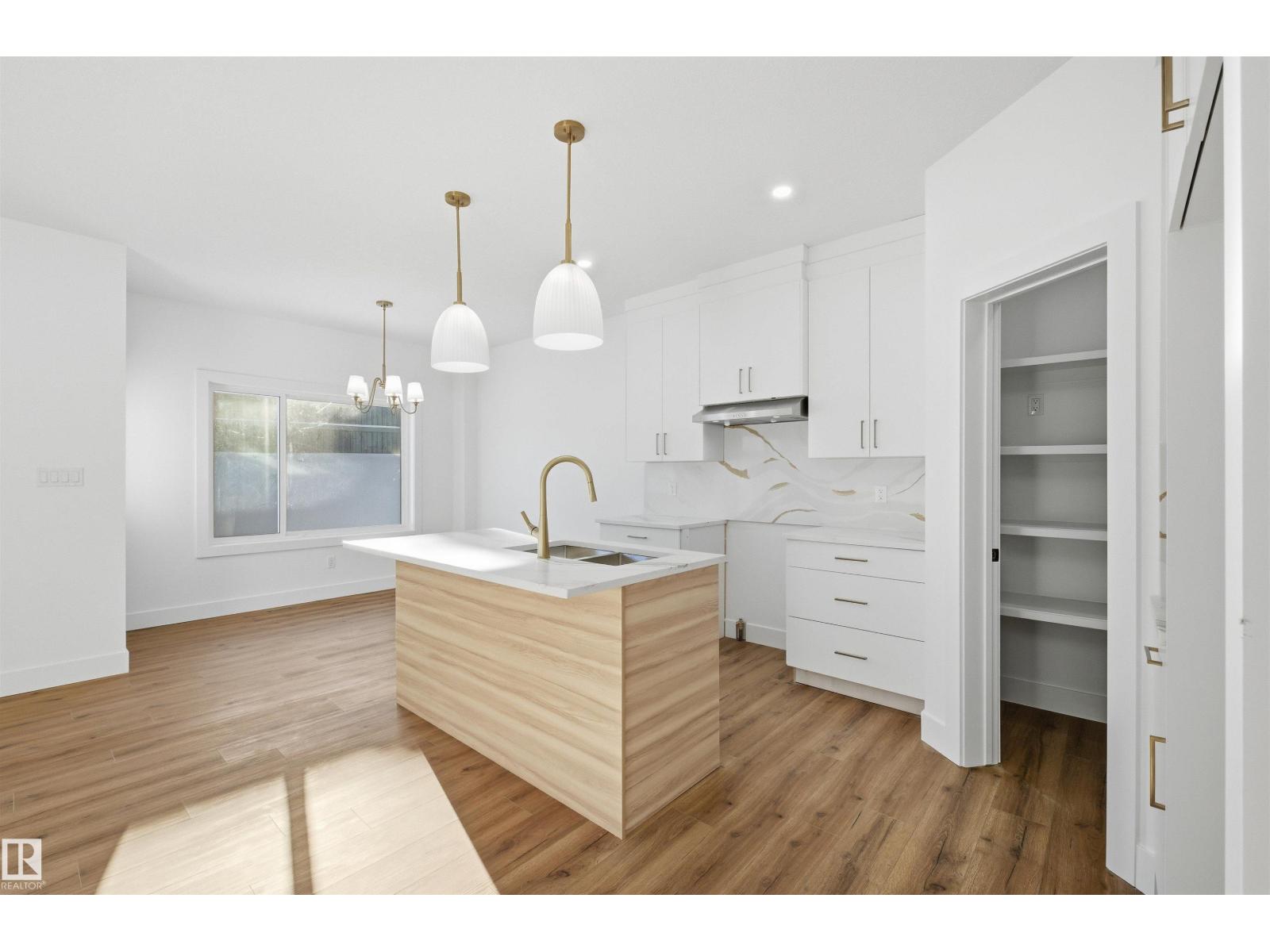 65 SILVERSTONE DR - 14