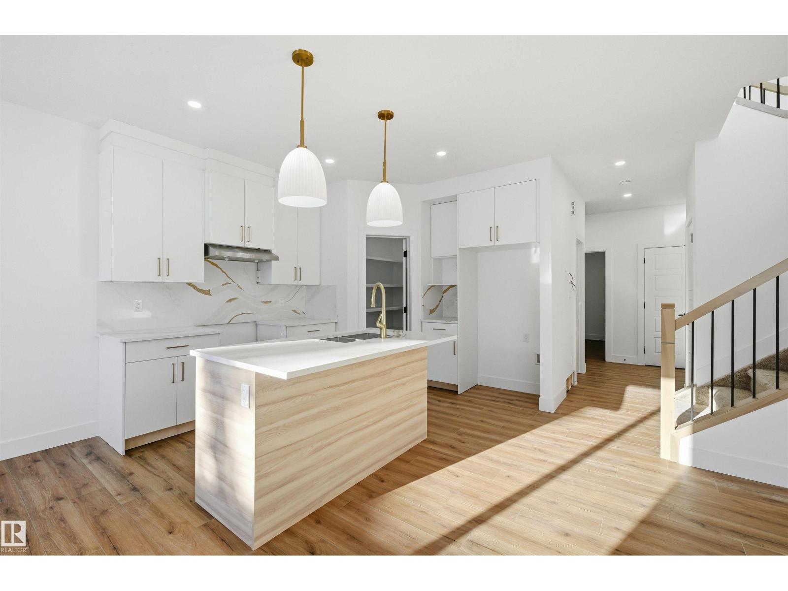 65 SILVERSTONE DR - 19