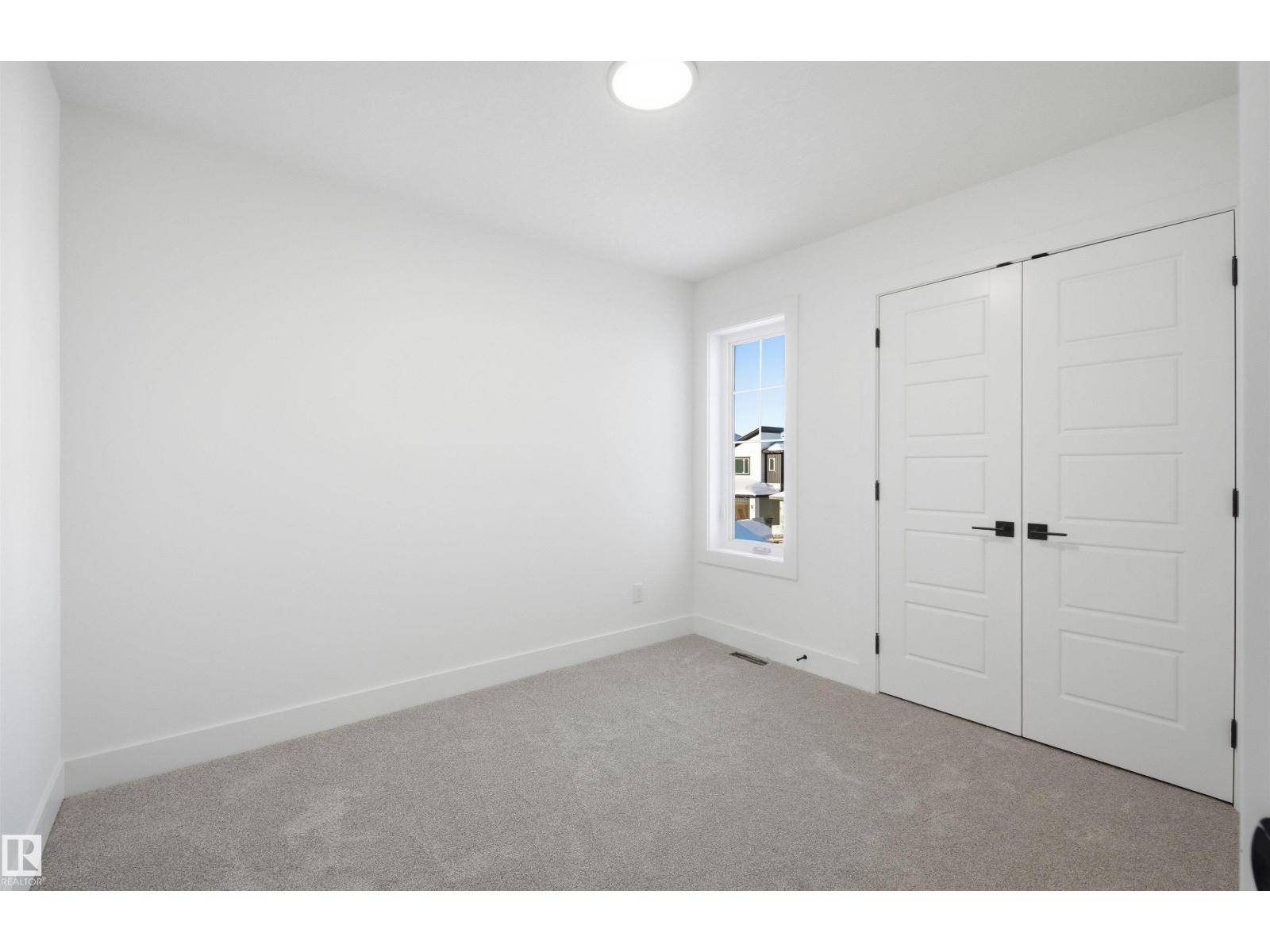 65 SILVERSTONE DR - 39