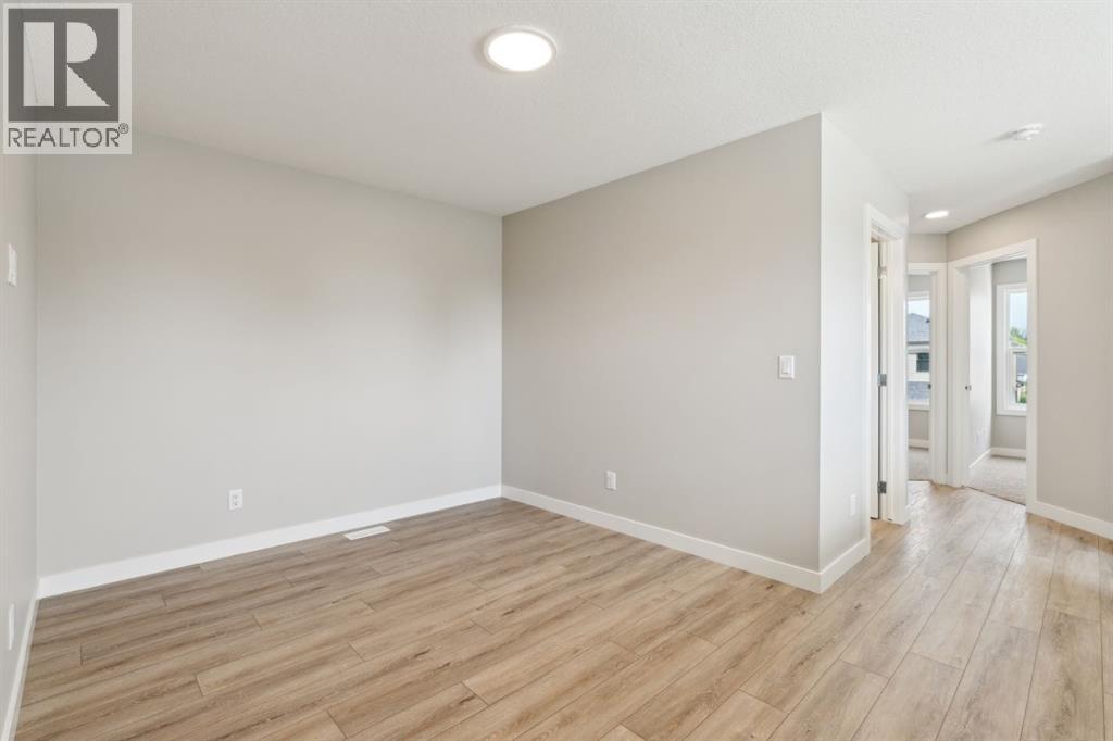 Single Family House for Sale in    Street SE Acadia Calgary 