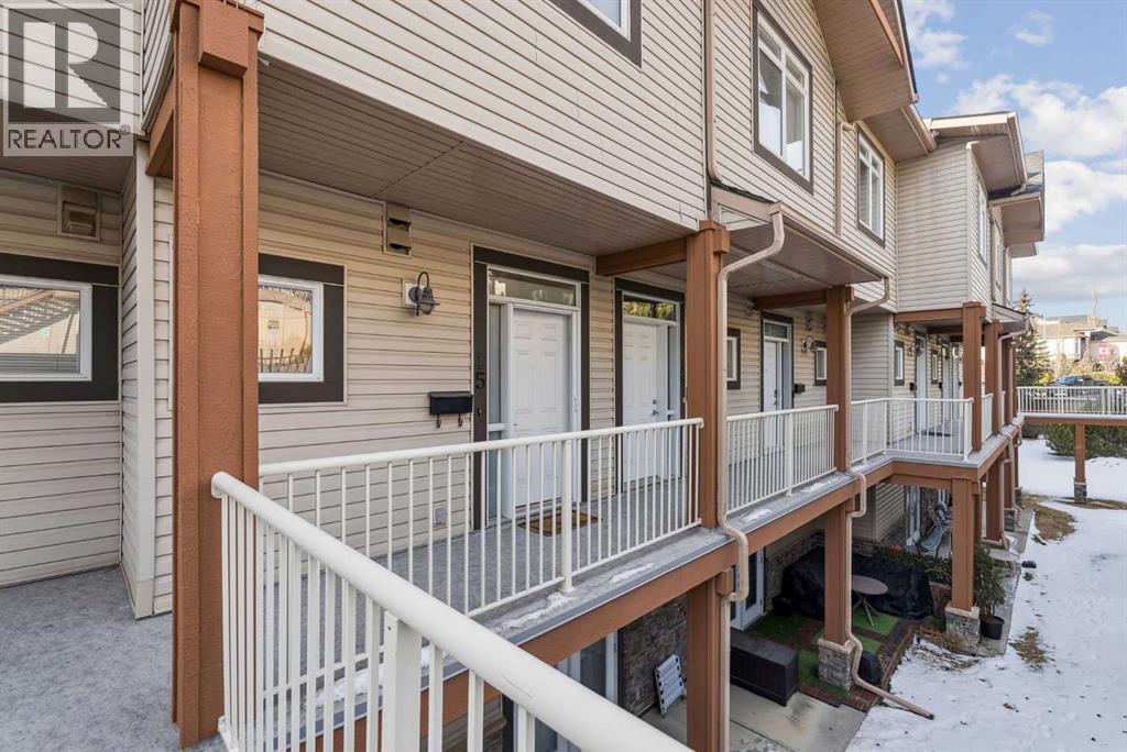 Single Family House for Sale in   Rockyledge View NW Rocky Ridge Calgary 