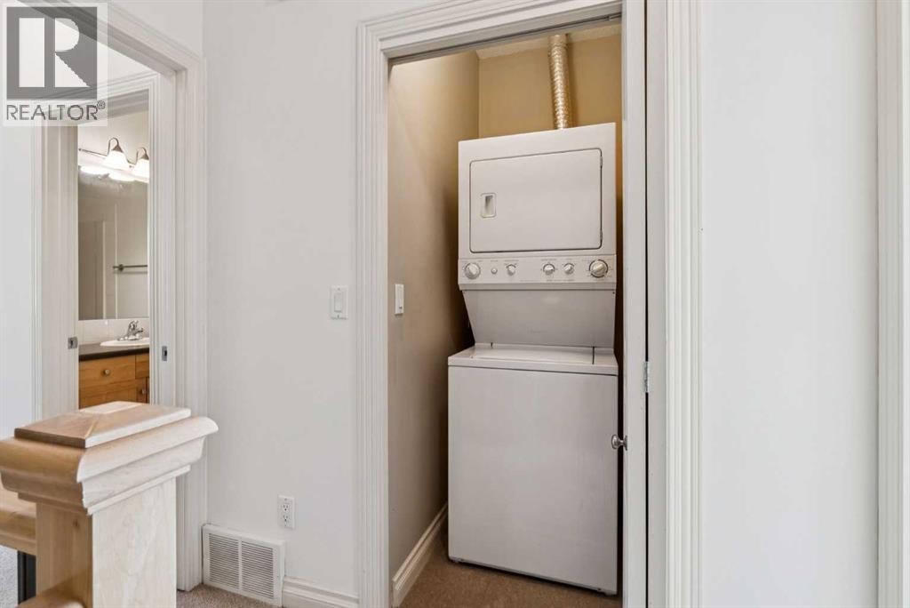 Single Family House for Sale in   Rockyledge View NW Rocky Ridge Calgary 