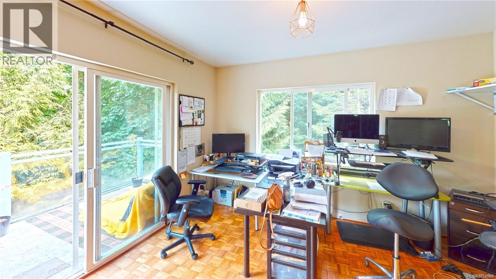 121 Whims Rd, Salt Spring