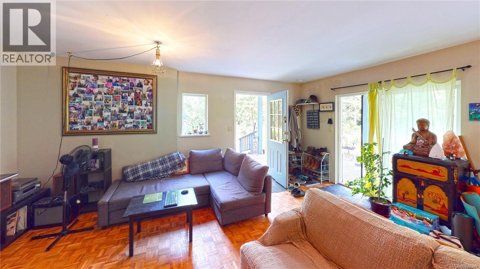 121 Whims Rd, Salt Spring