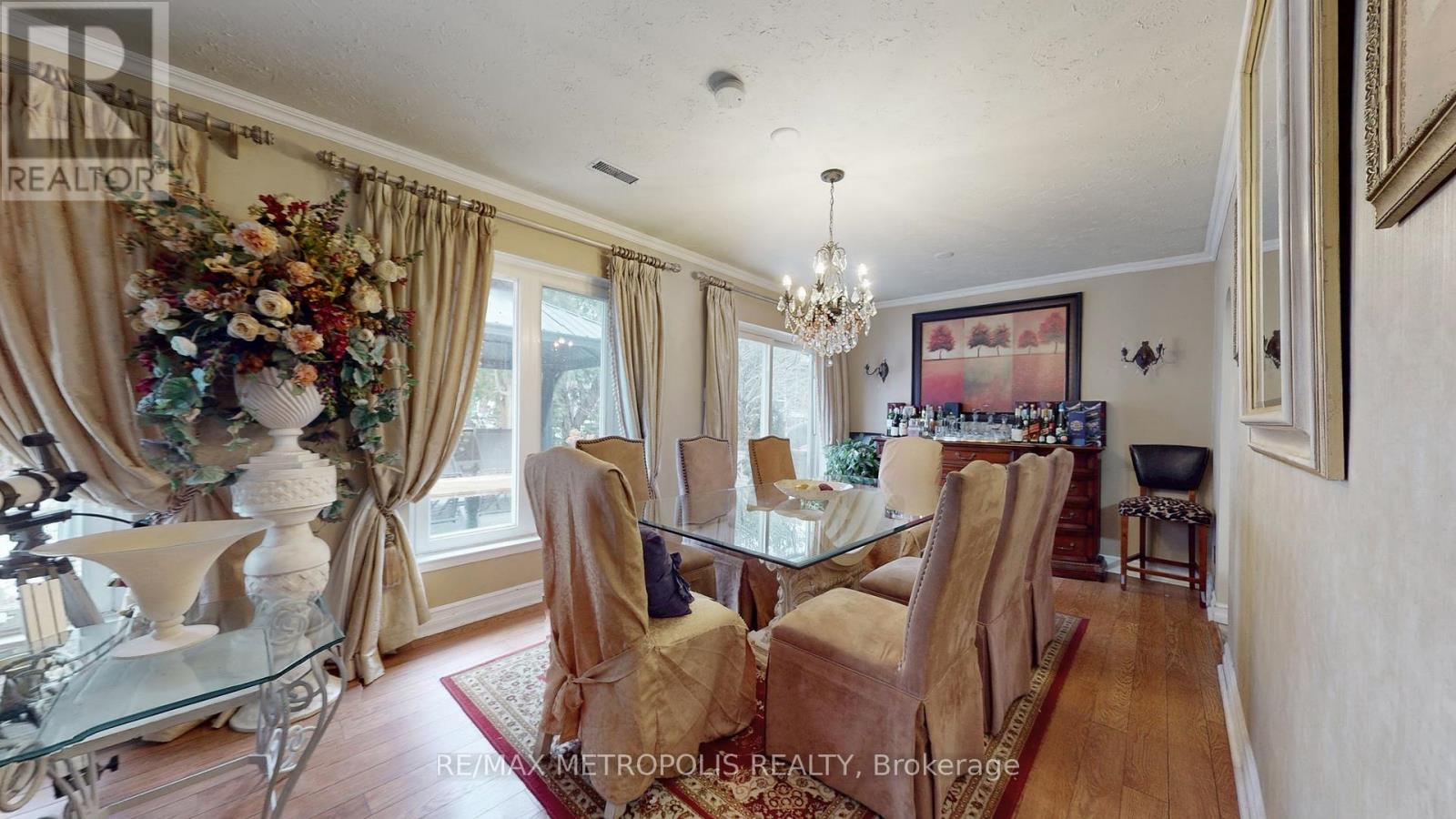 11 CONAMORE CRESCENT - 29