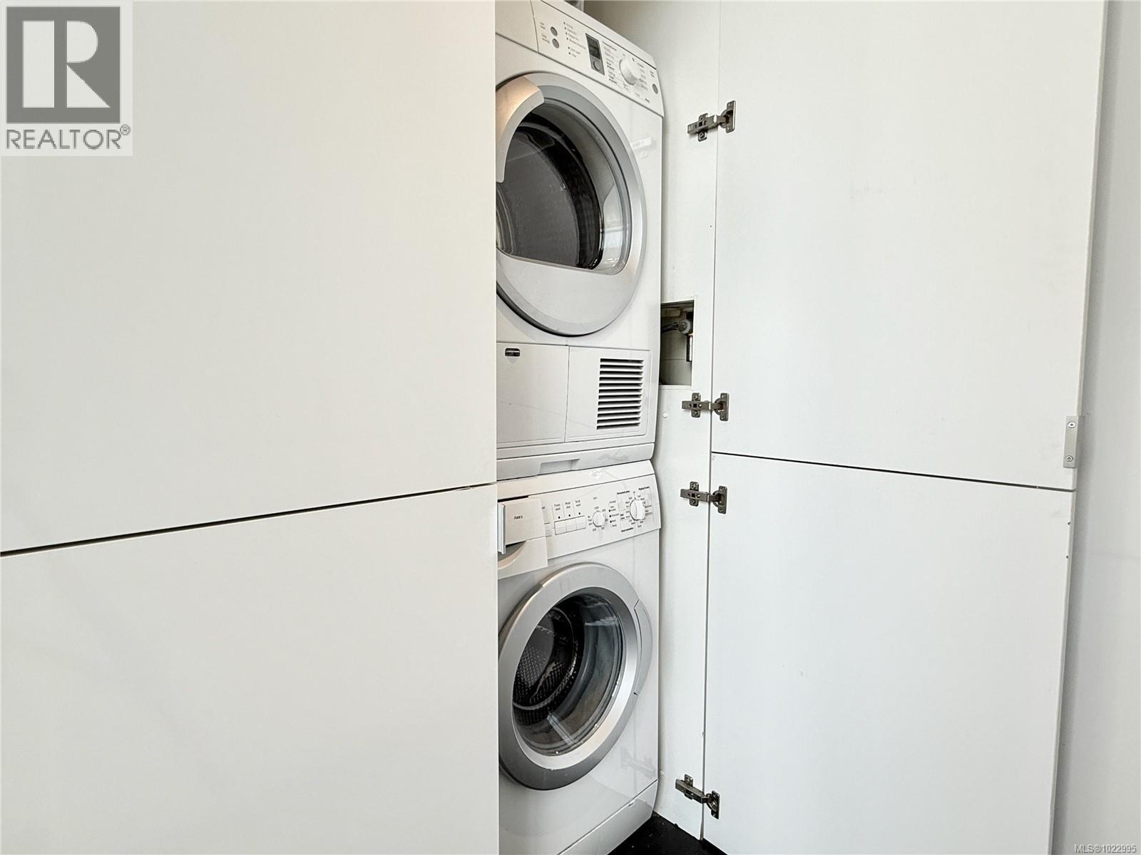 438 770 Fisgard Street, Victoria