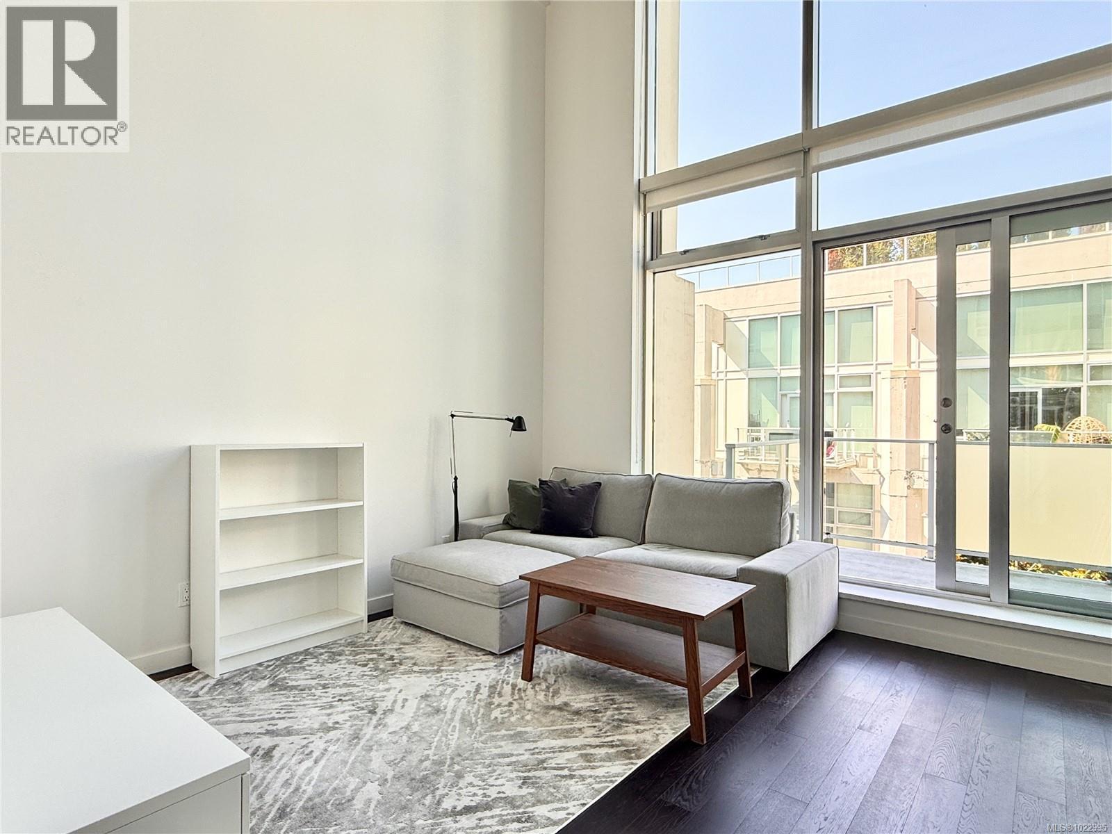 438 770 Fisgard Street, Victoria