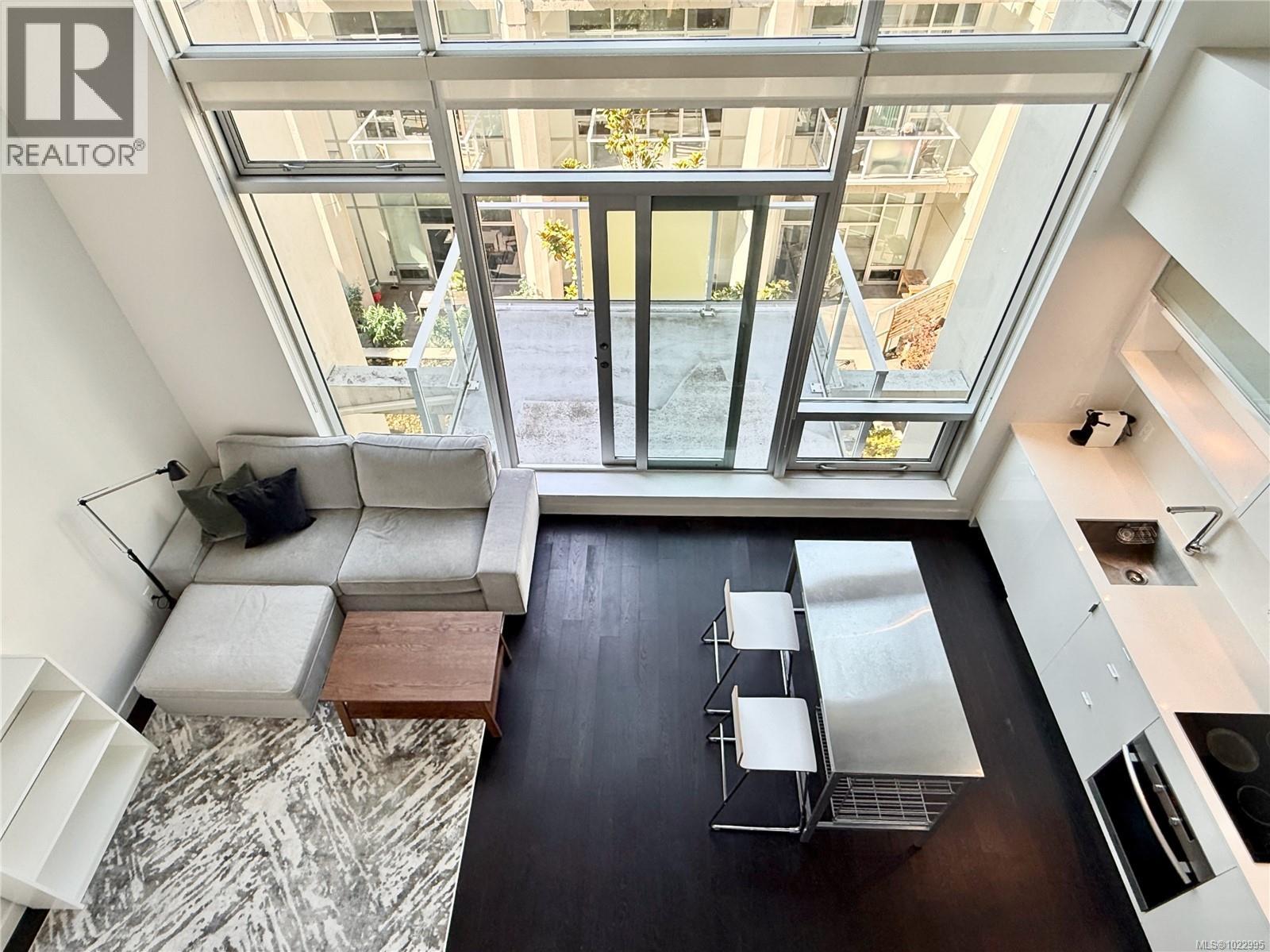 438 770 Fisgard Street, Victoria