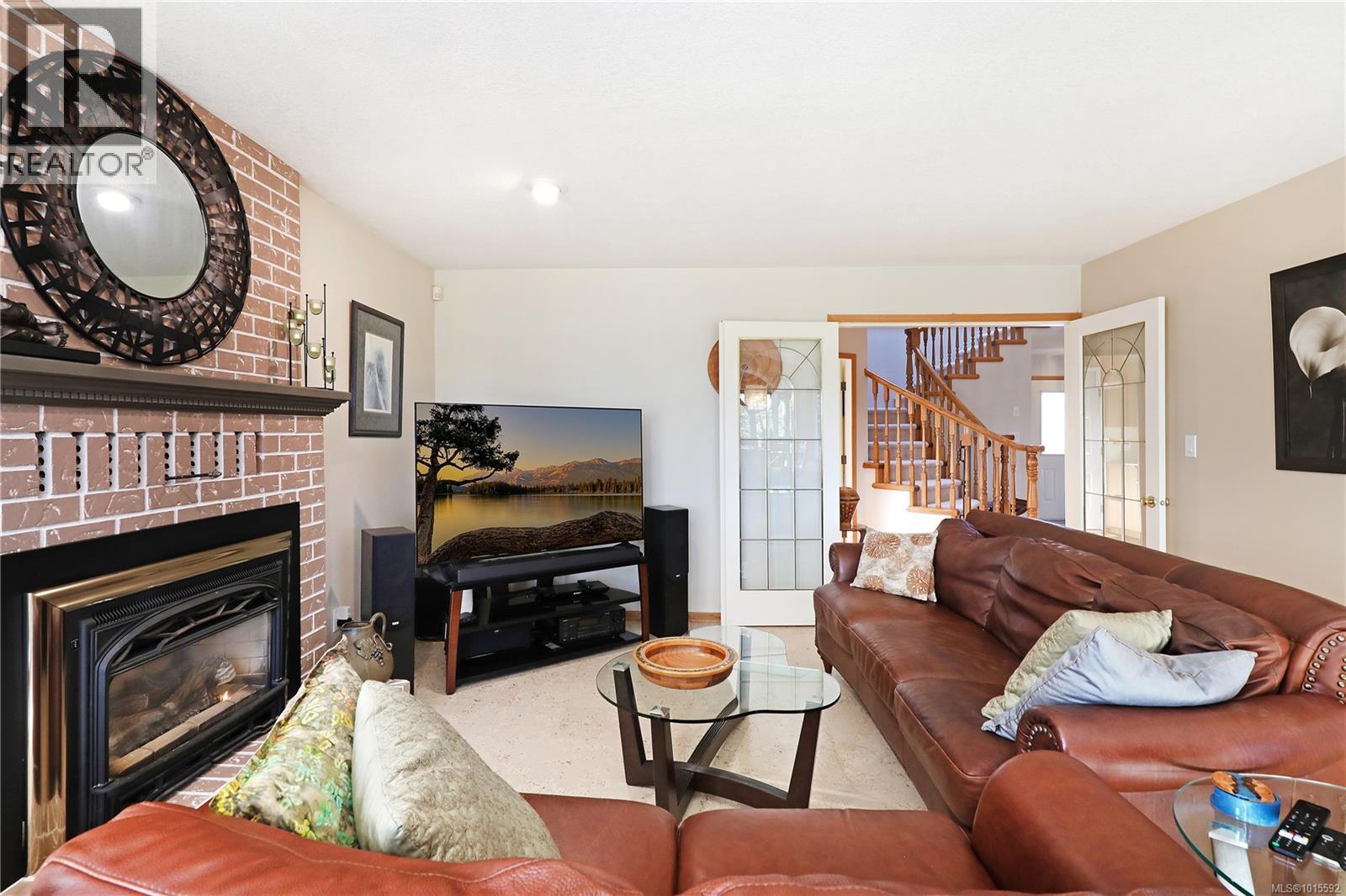 2371 Steelhead Rd, Campbell River