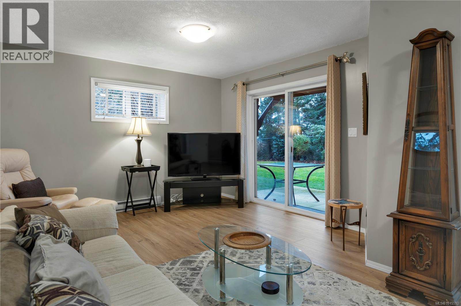 2371 Steelhead Rd, Campbell River