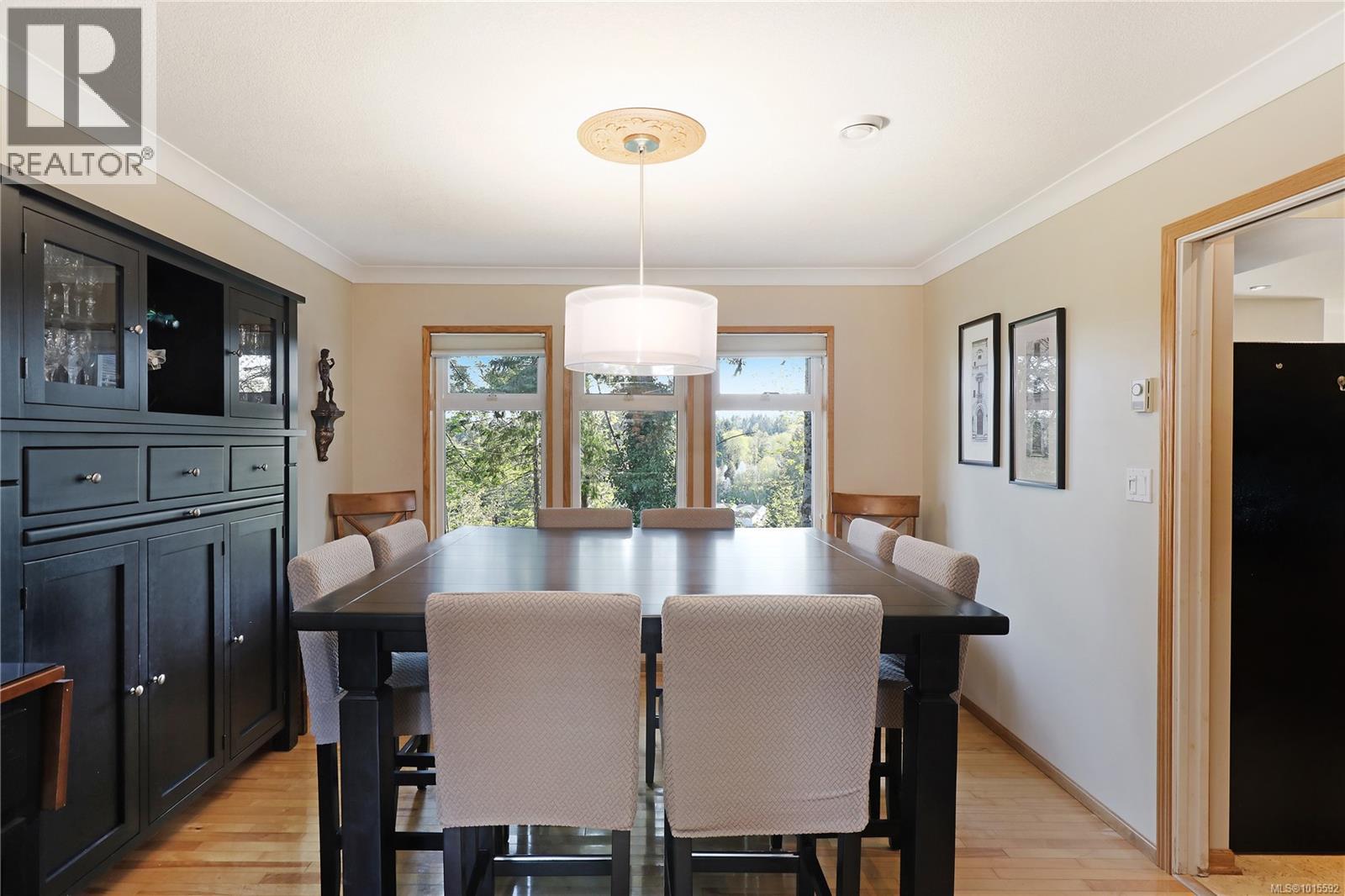 2371 Steelhead Rd, Campbell River