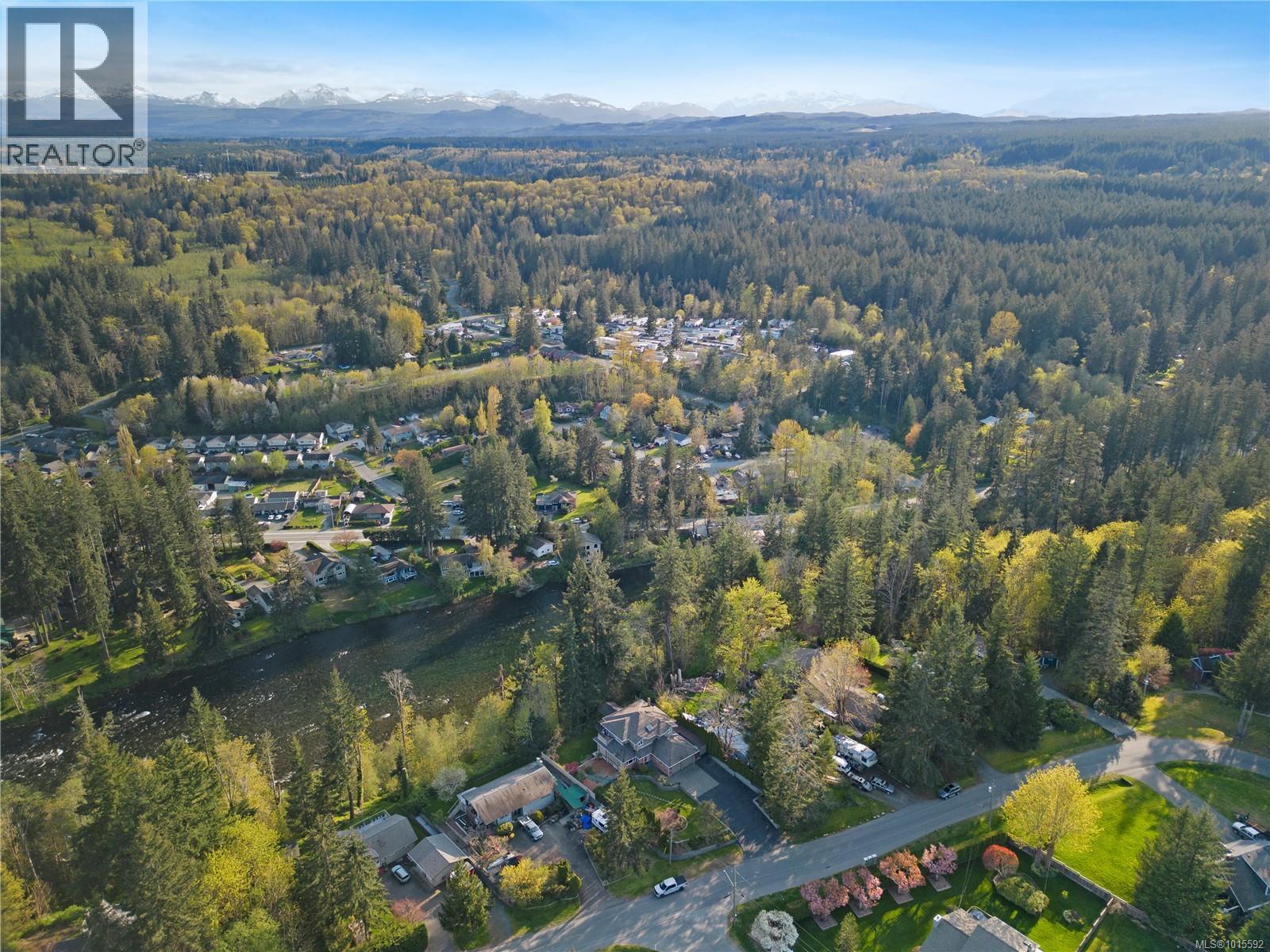 2371 Steelhead Rd, Campbell River