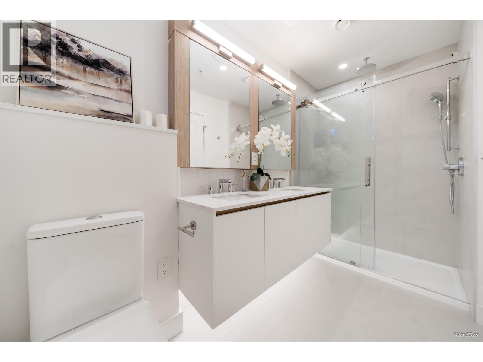 110 918 W 32RD AVENUE, Vancouver