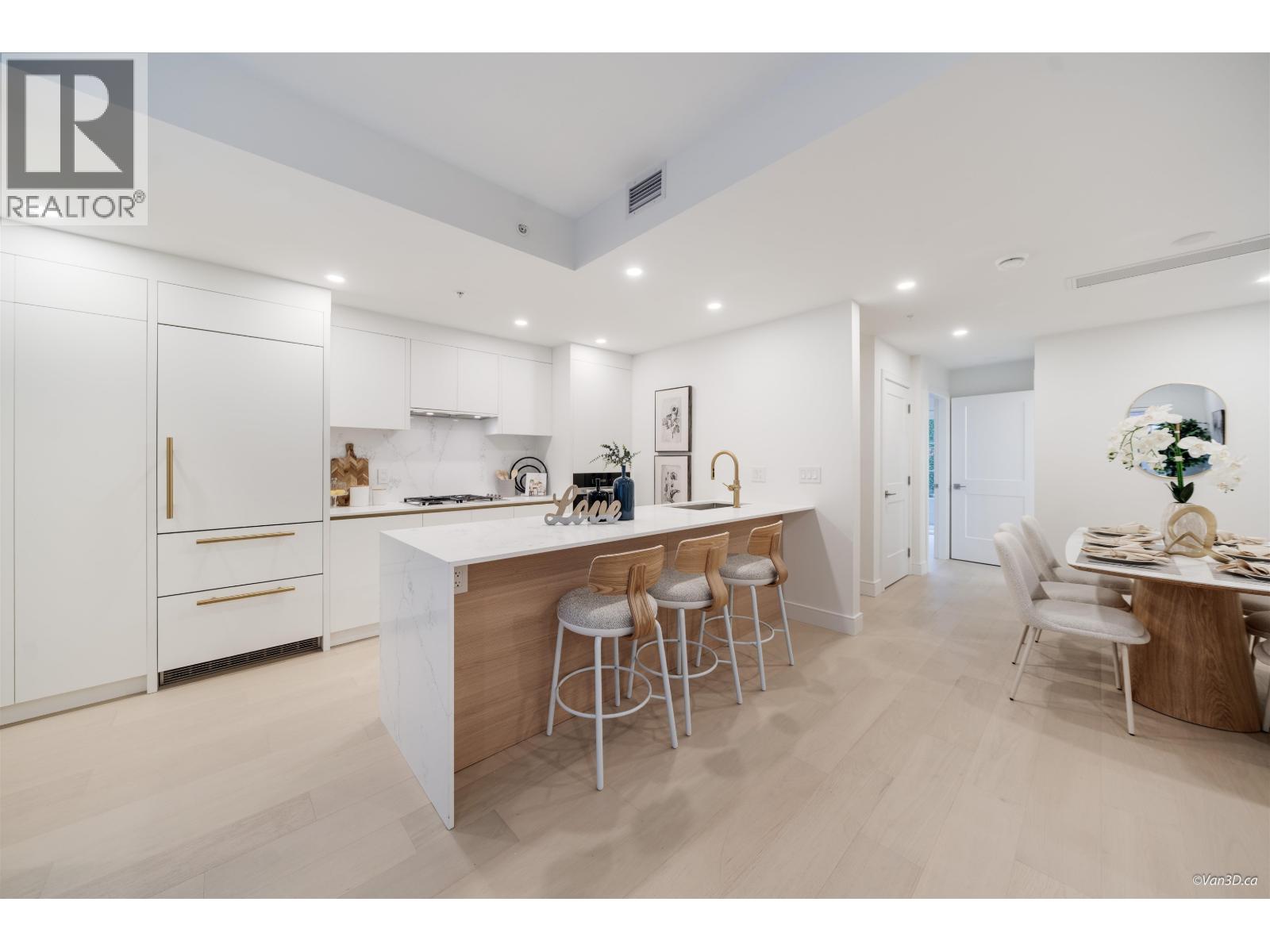 110 918 W 32RD AVENUE, Vancouver