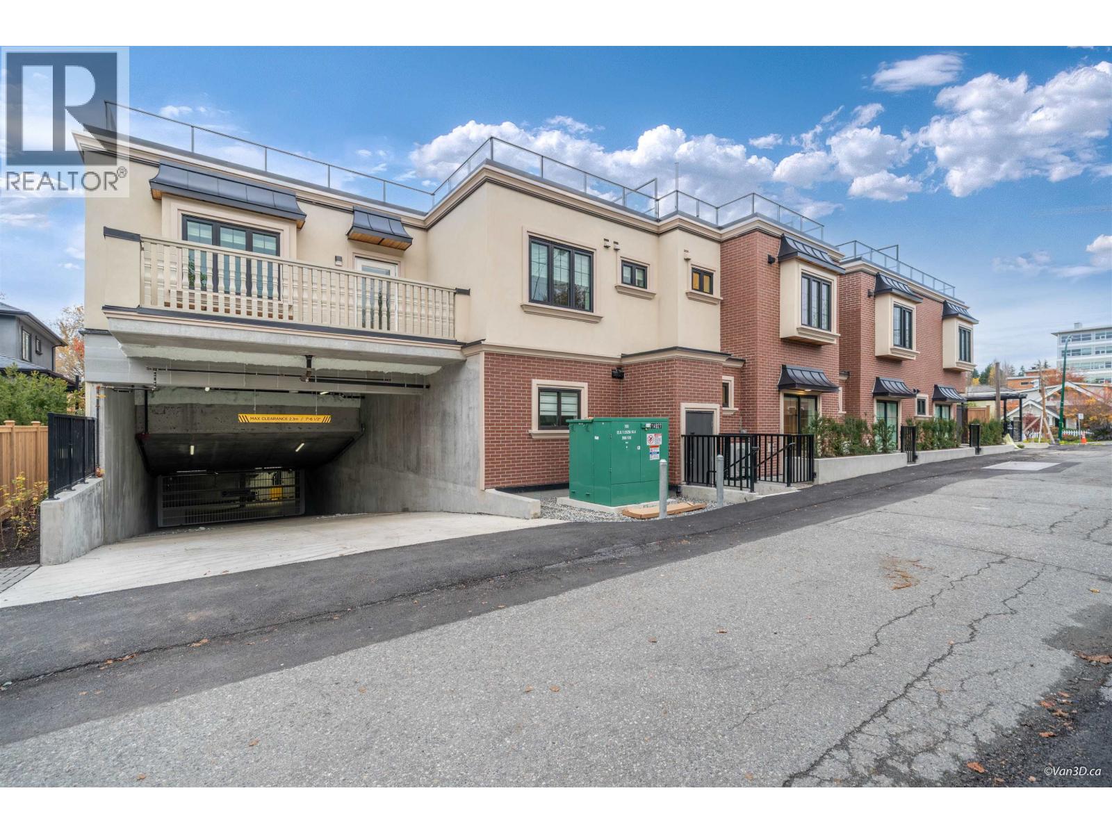 110 918 W 32RD AVENUE, Vancouver