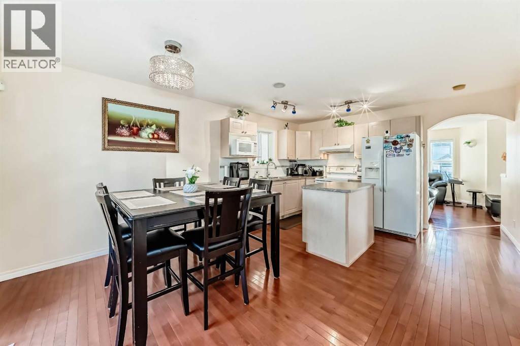 Single Family House for Sale in  Taravista Street NE Taradale Calgary 