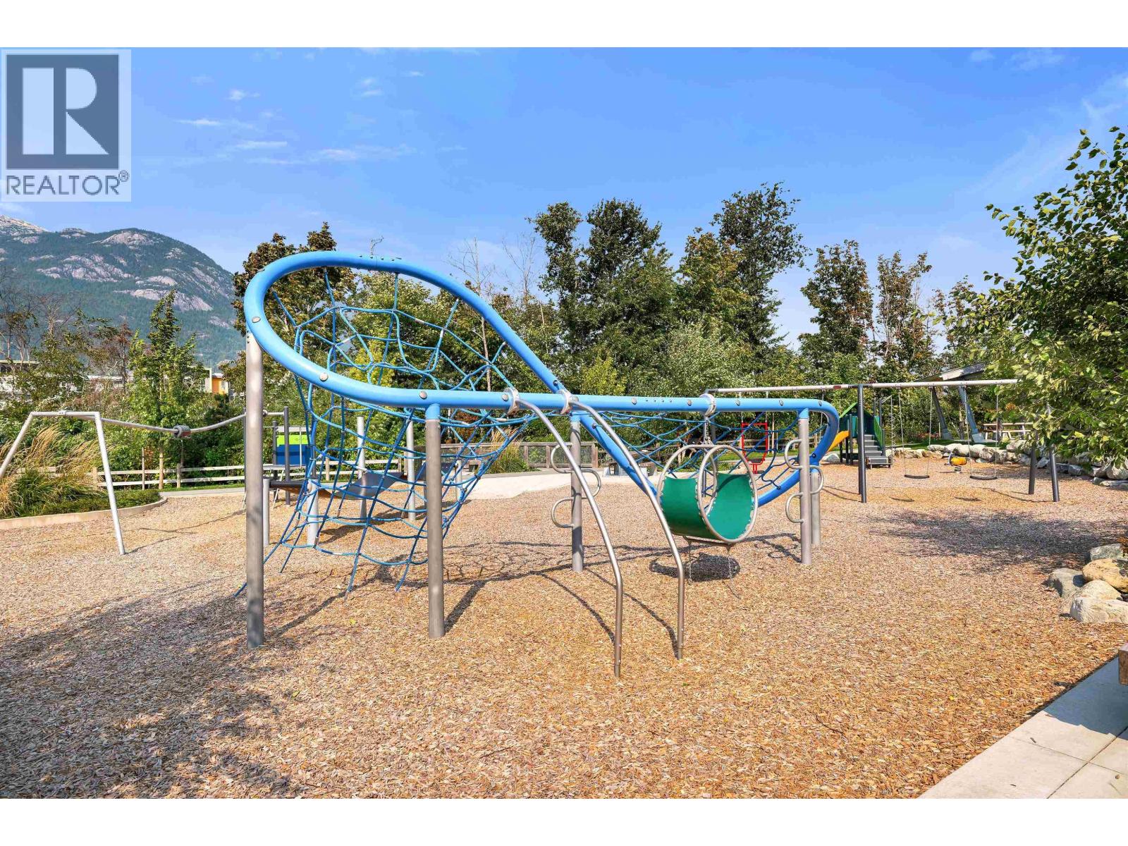 38053 HELM WAY, Squamish