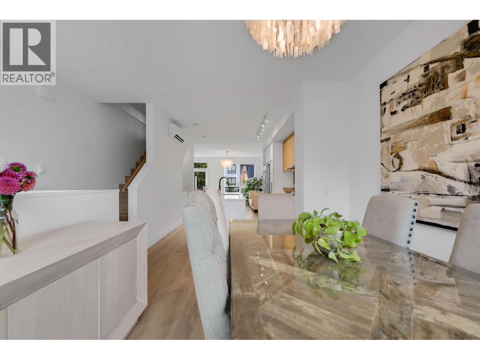 38053 HELM WAY, Squamish