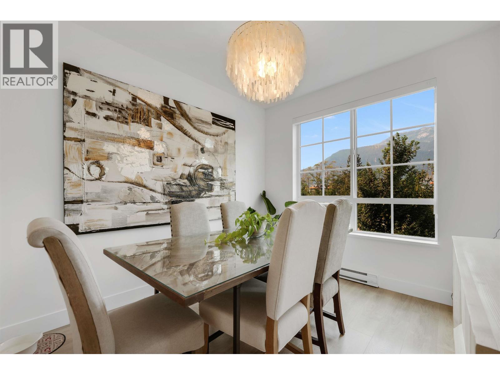 38053 HELM WAY, Squamish