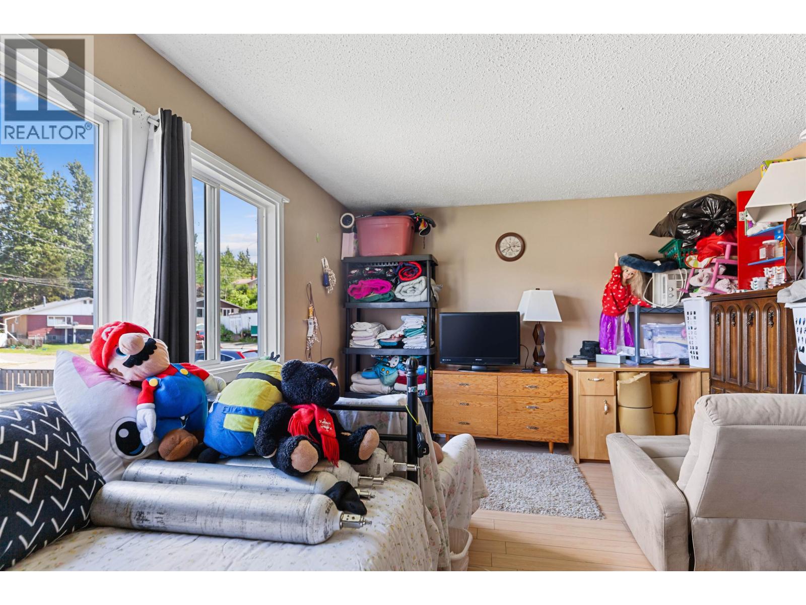 2637-2639 QUINCE STREET, Prince George