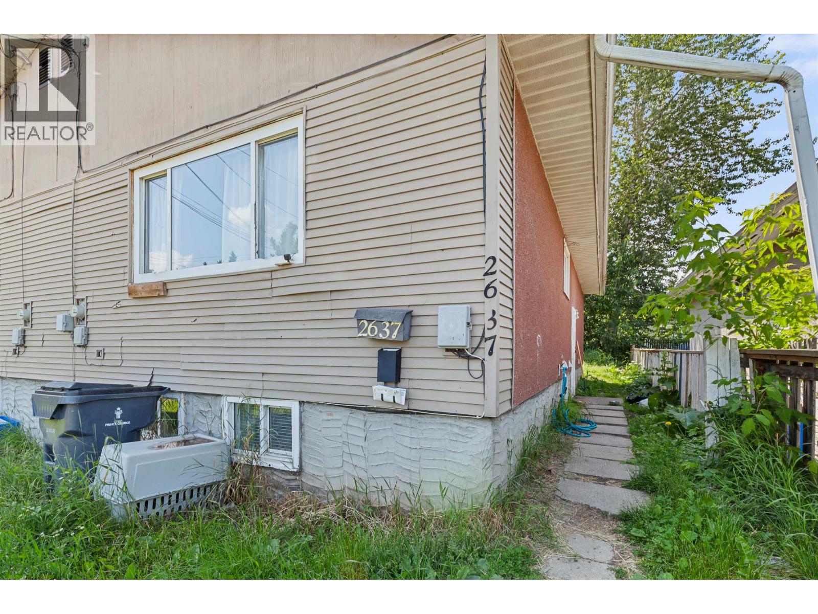 2637-2639 QUINCE STREET, Prince George